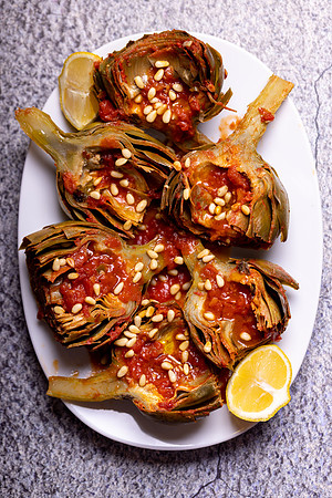 8048 Artichokes with Marinara sauce