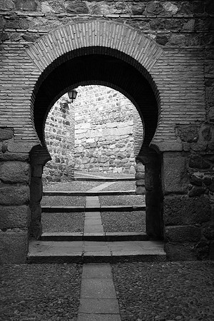 3049 Moorish arch I