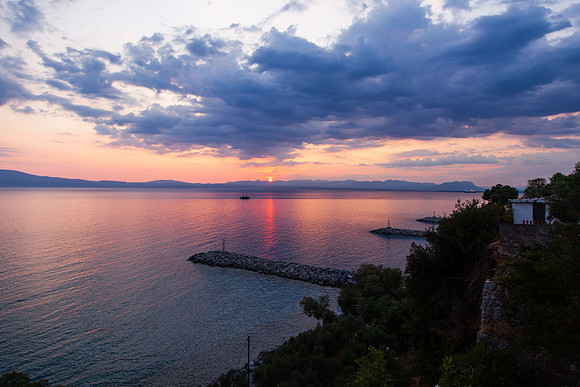 1046 Sunset, Kalamata