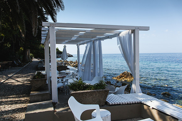 1072 Sea lounge bar, Montenegro