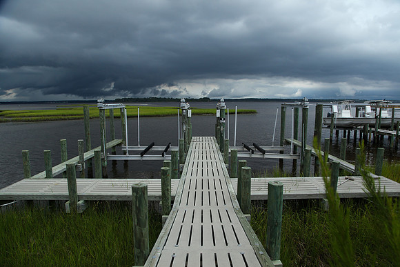 1106 Before storm, North Carolina
