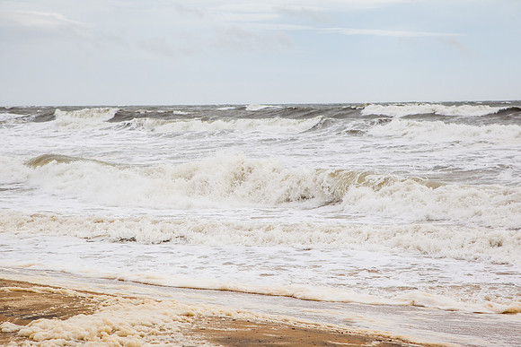 1092 Ocean waves, Virginia Beach