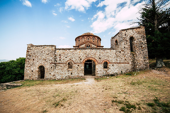 0125 Old byzantine church