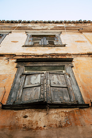 0130 Window shutters, Nafplion