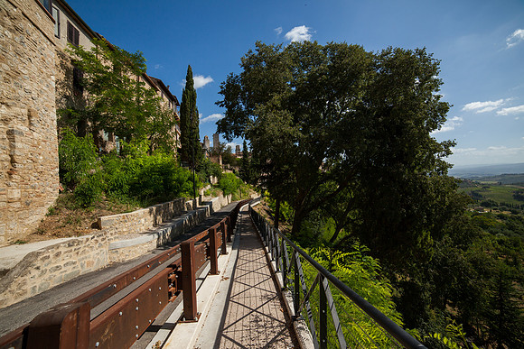 0209 The city wall, San Gimignano