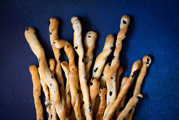 8046 Olive breadsticks
